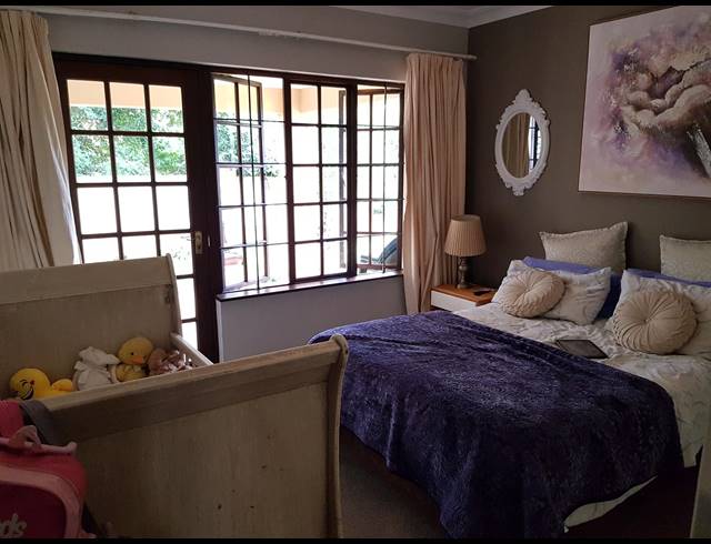 2 BEDROOM FLAT RENTED IN CLIFTON HILL ESTATE